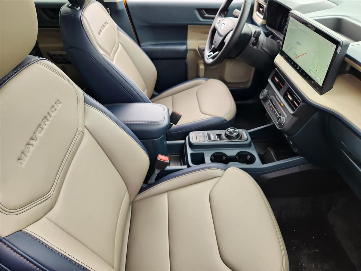 2026 Ford Maverick - Image 10