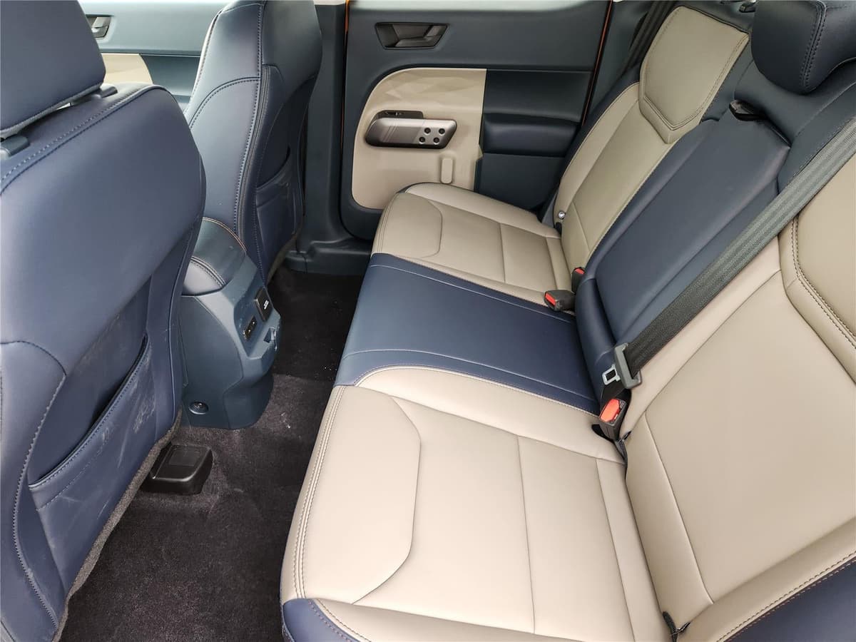 2026 Ford Maverick - Image 20