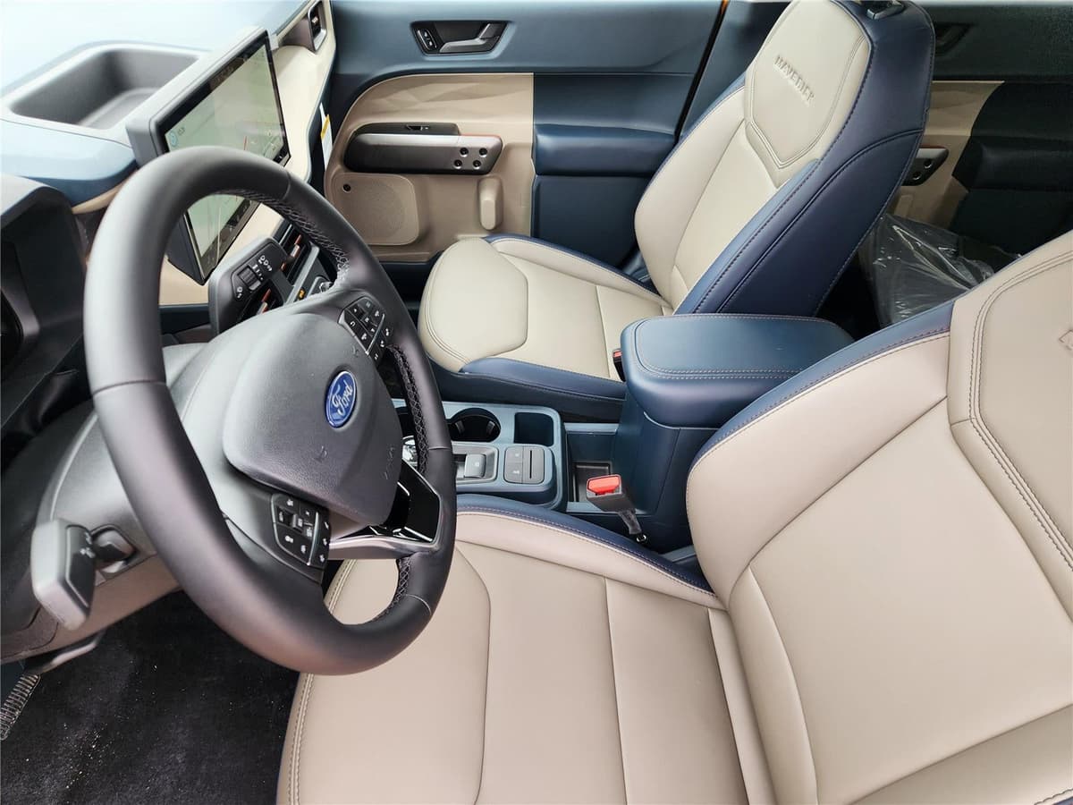 2026 Ford Maverick - Image 9