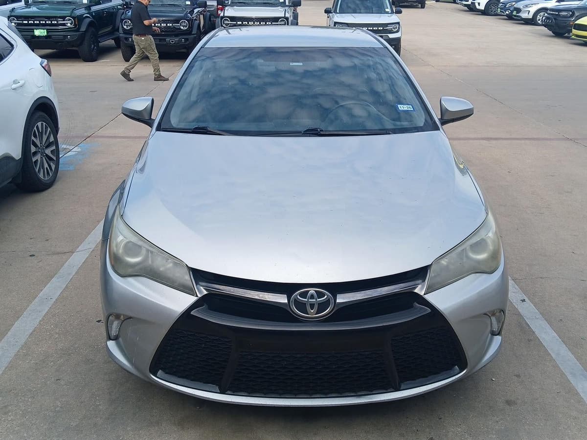 2016 Toyota Camry - Image 2