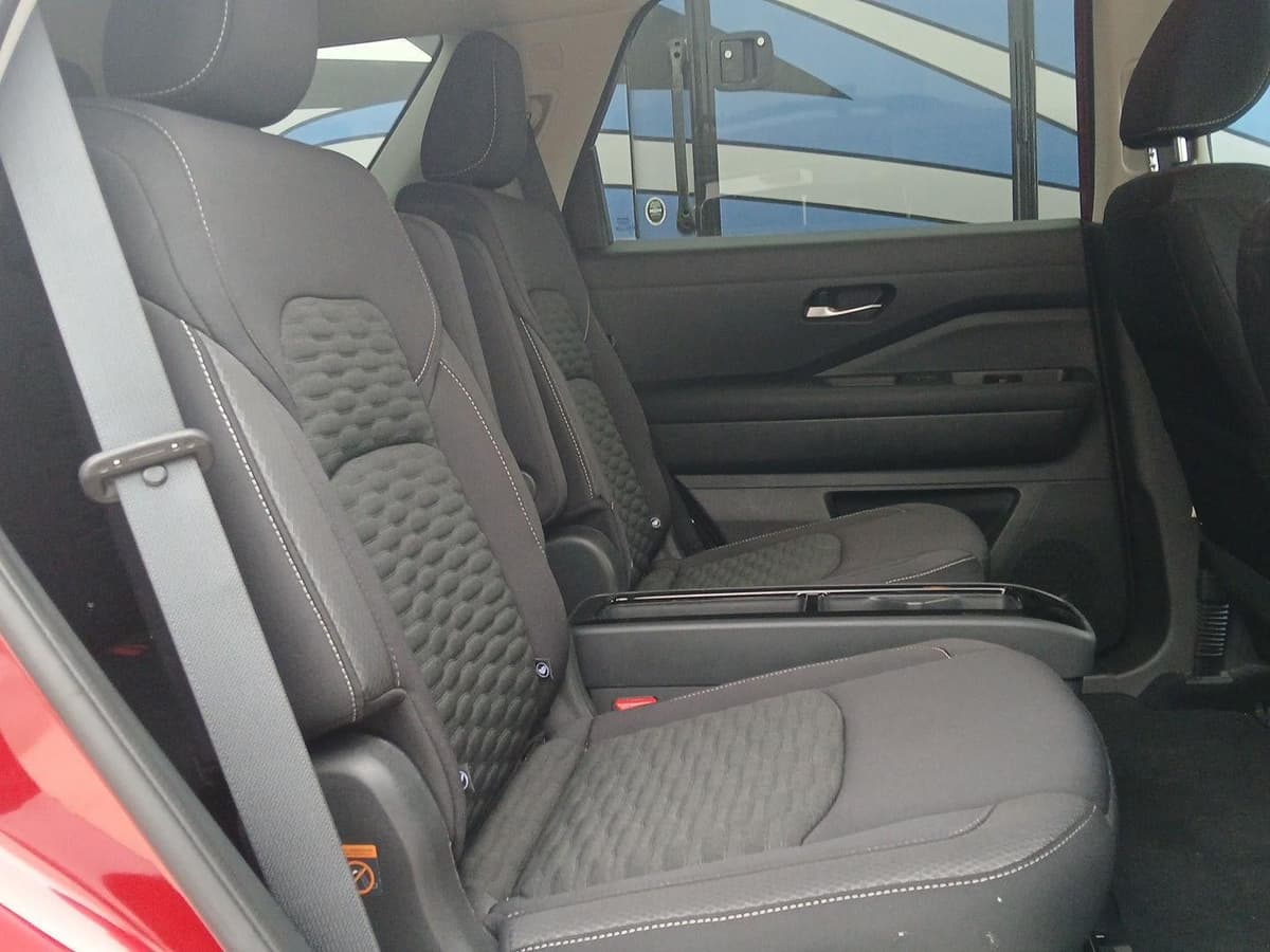 2022 Nissan Pathfinder - Image 10