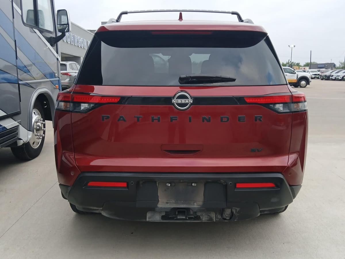 2022 Nissan Pathfinder - Image 6
