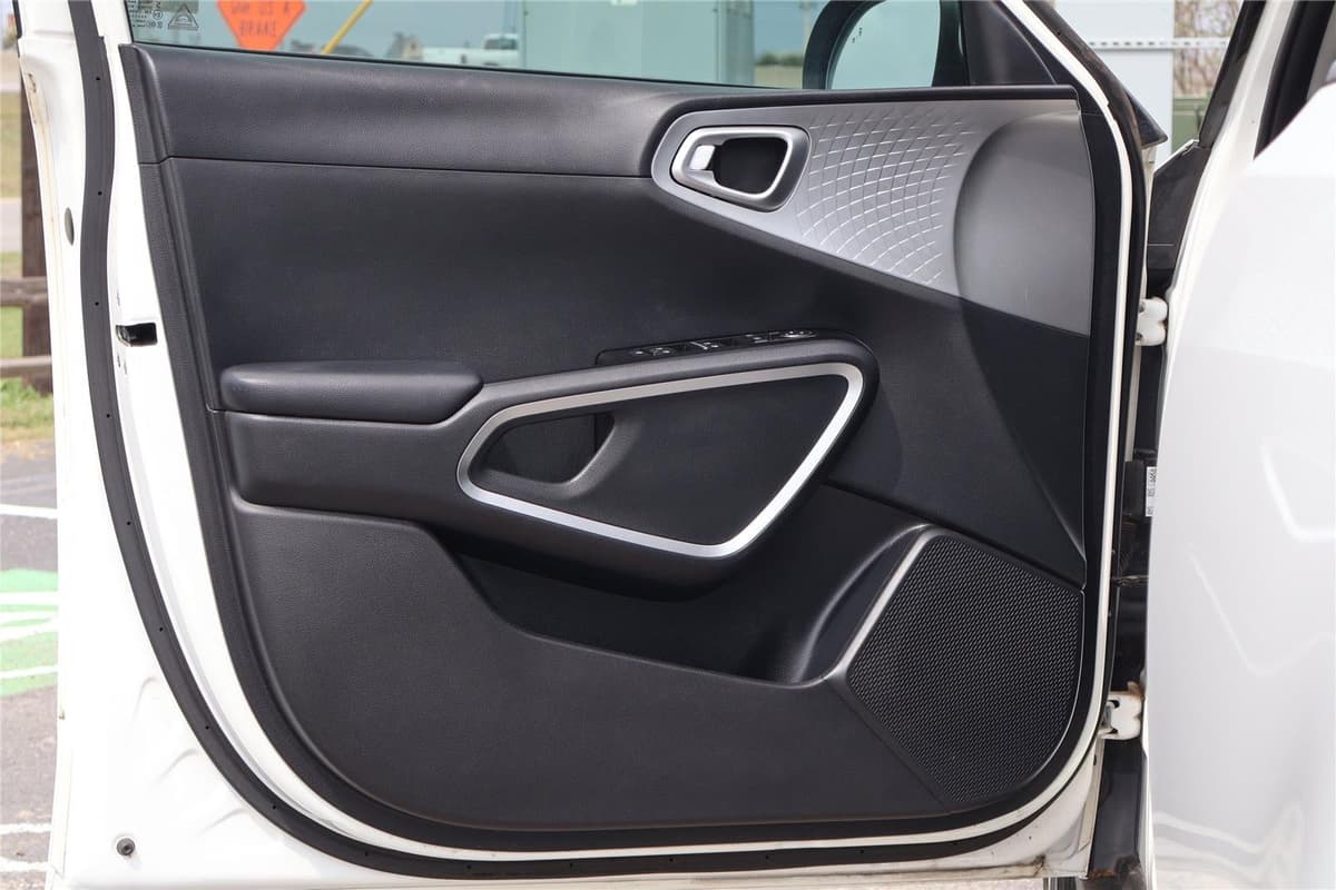 2020 Kia Soul - Image 21