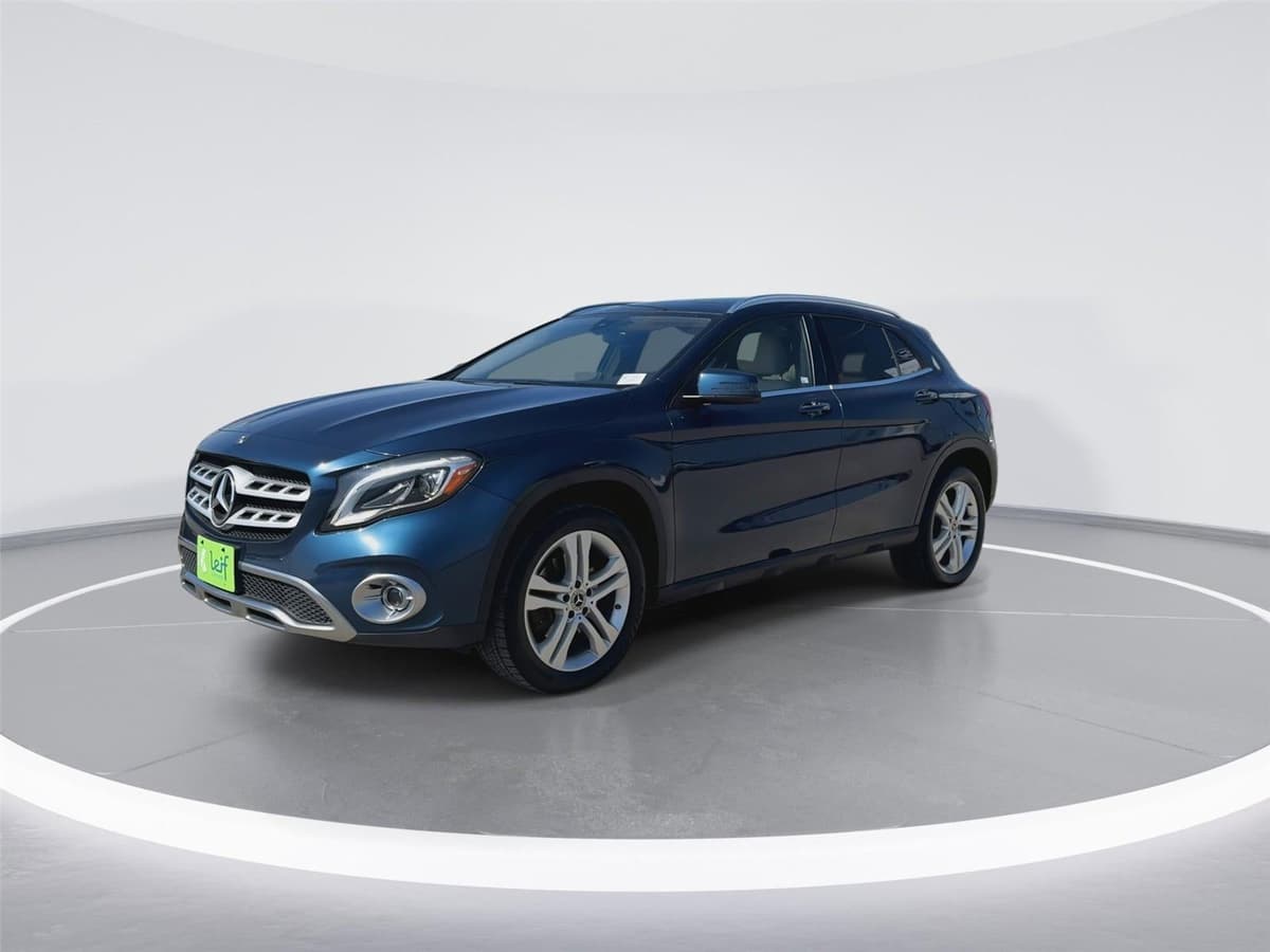 2020 Mercedes-Benz GLA - Image 5