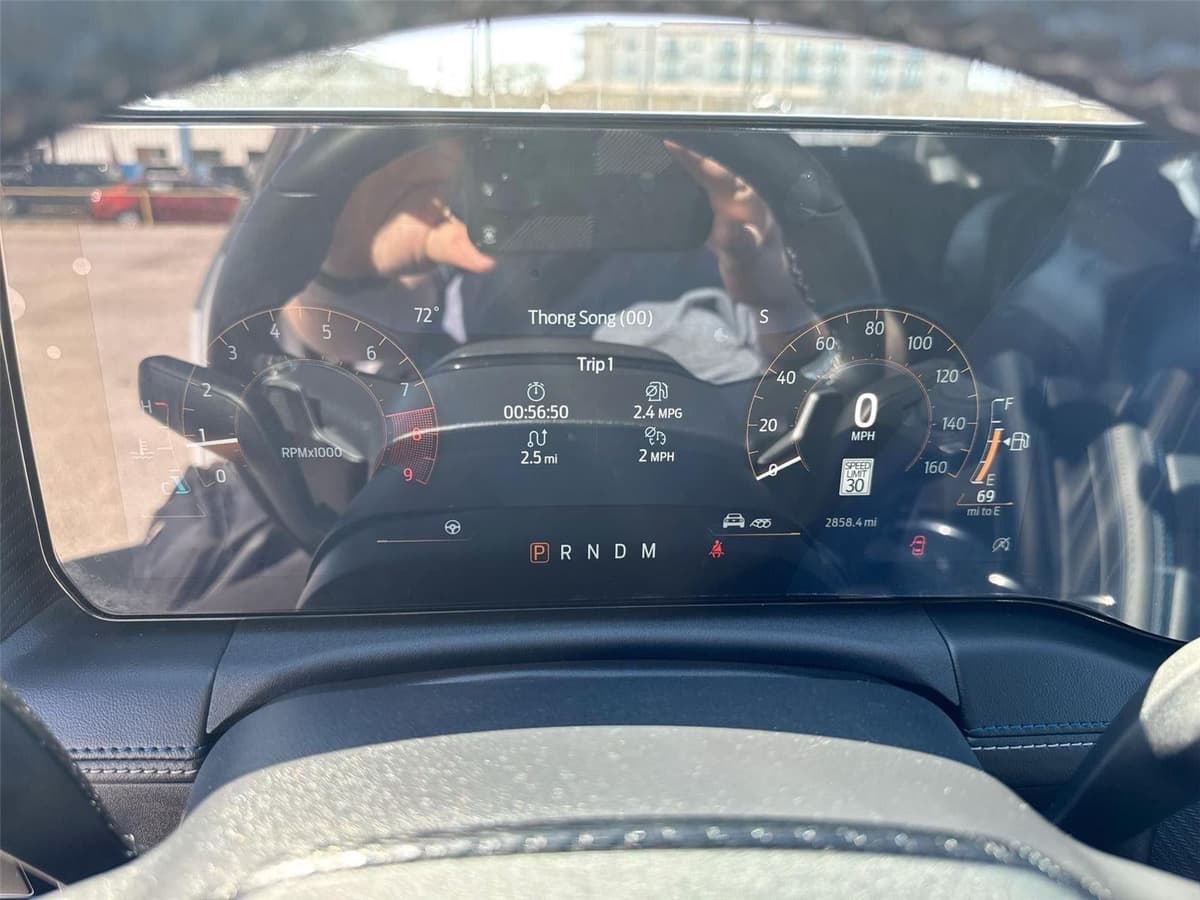 2024 Ford Mustang - Image 10