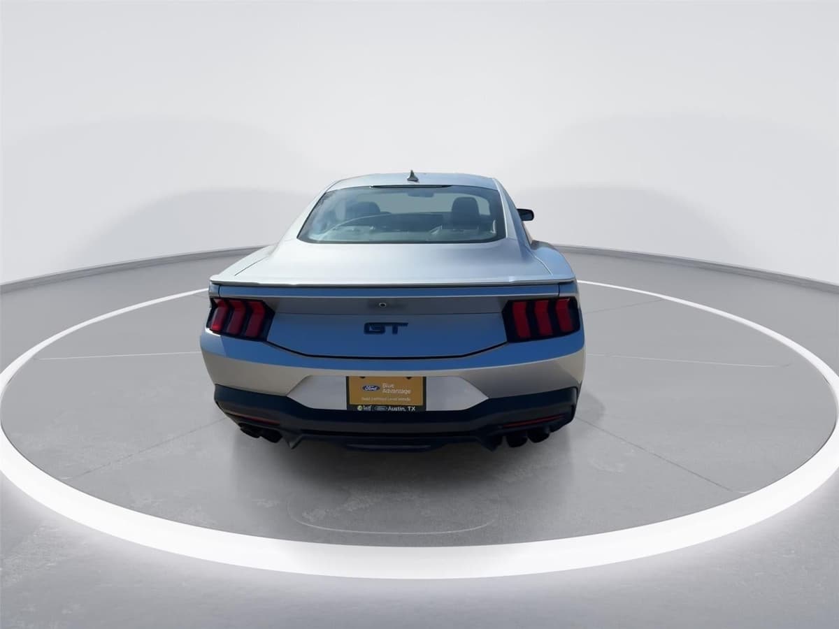 2024 Ford Mustang - Image 7
