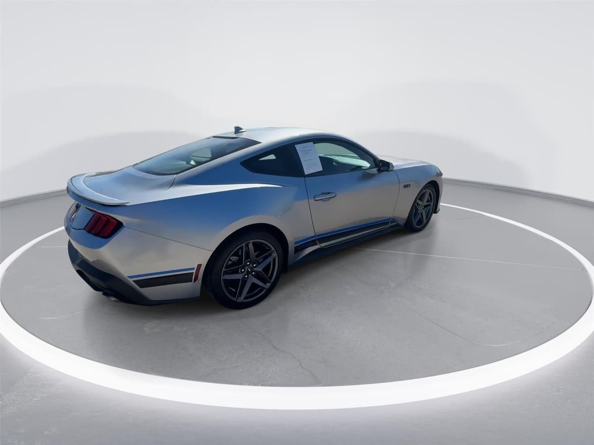 2024 Ford Mustang - Image 8