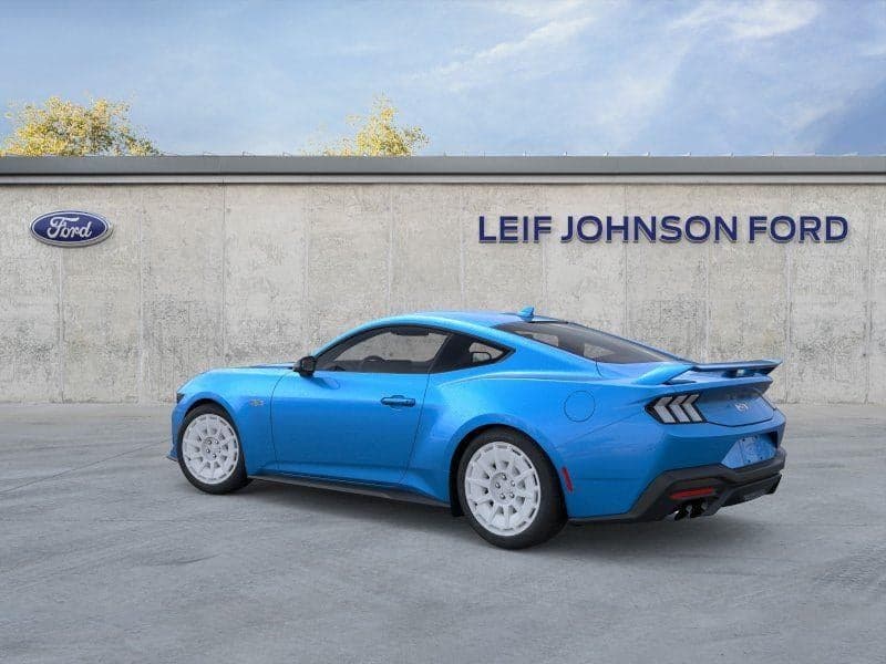 2026 Ford Mustang - Image 4