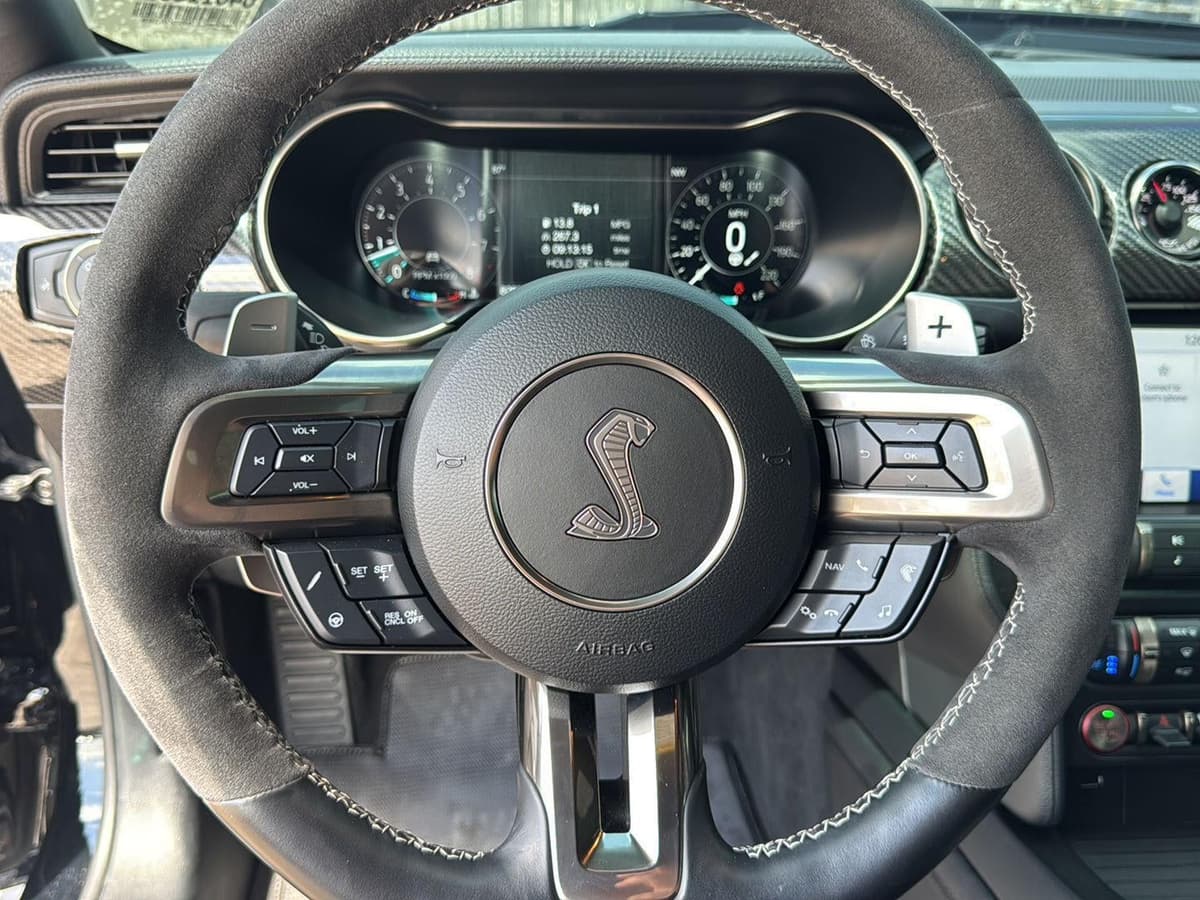 2022 Ford Mustang - Image 18