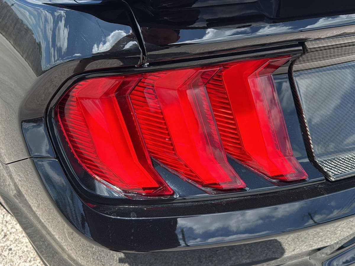 2022 Ford Mustang - Image 29