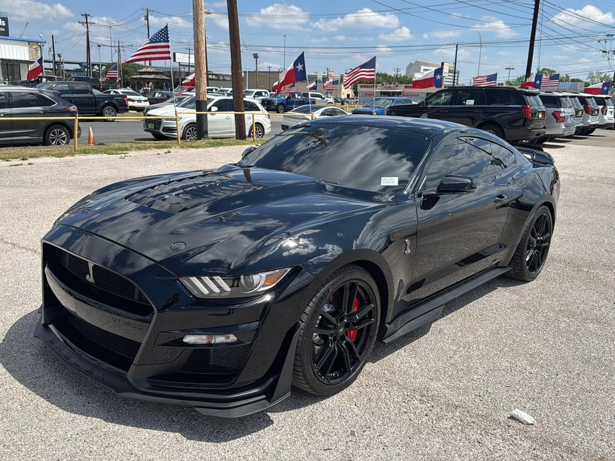 2022 Ford Mustang - Image 3