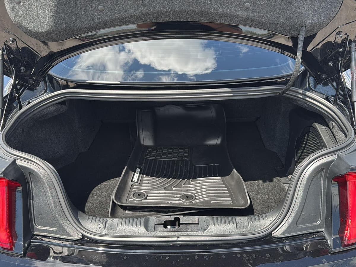 2022 Ford Mustang - Image 30