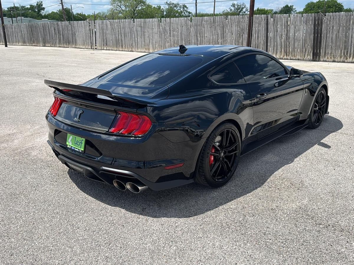 2022 Ford Mustang - Image 7
