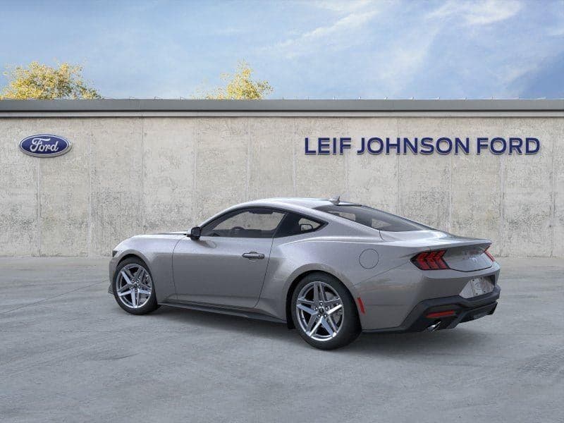 2026 Ford Mustang - Image 4