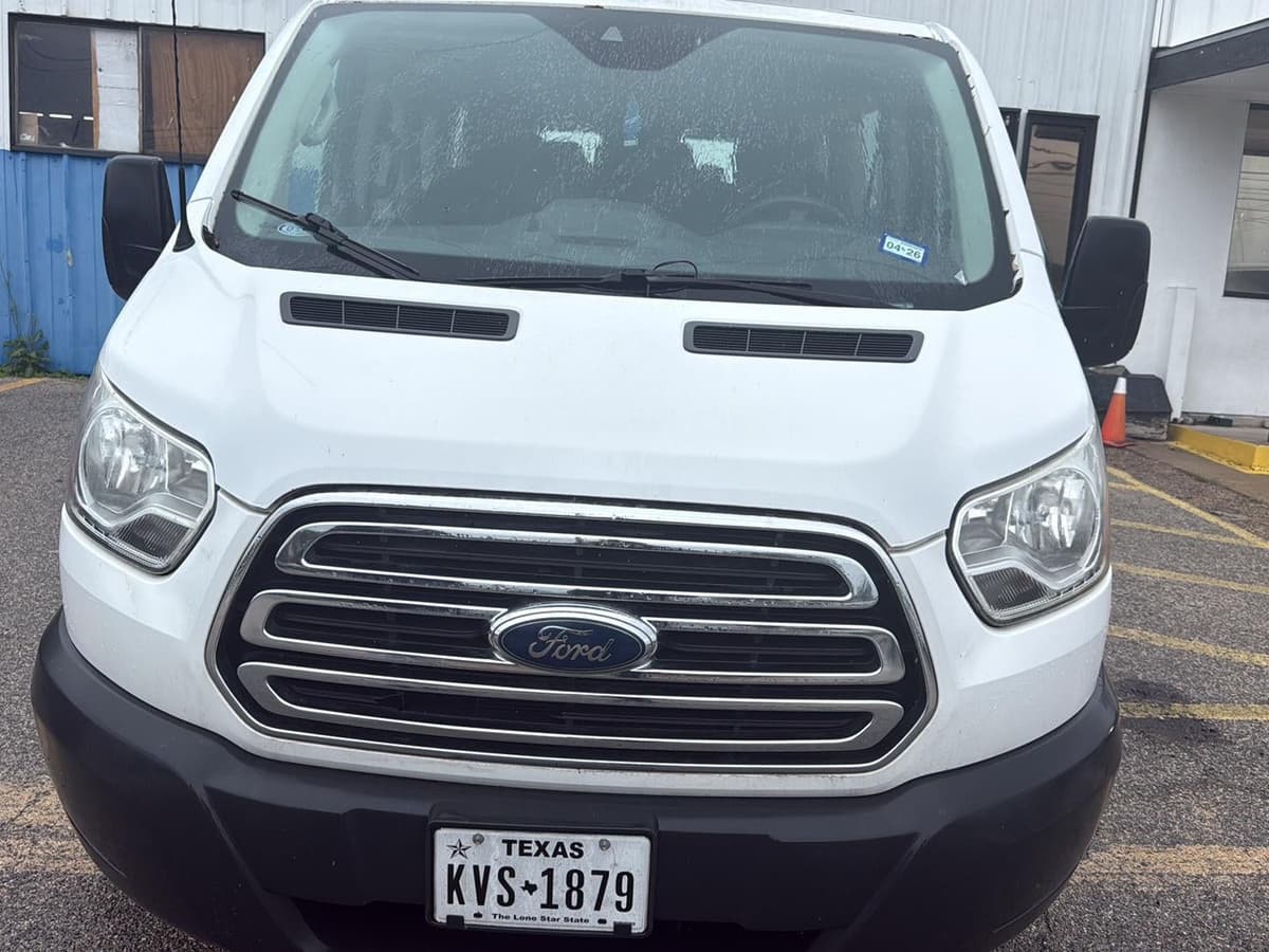 2017 Ford Transit Wagon - Image 3