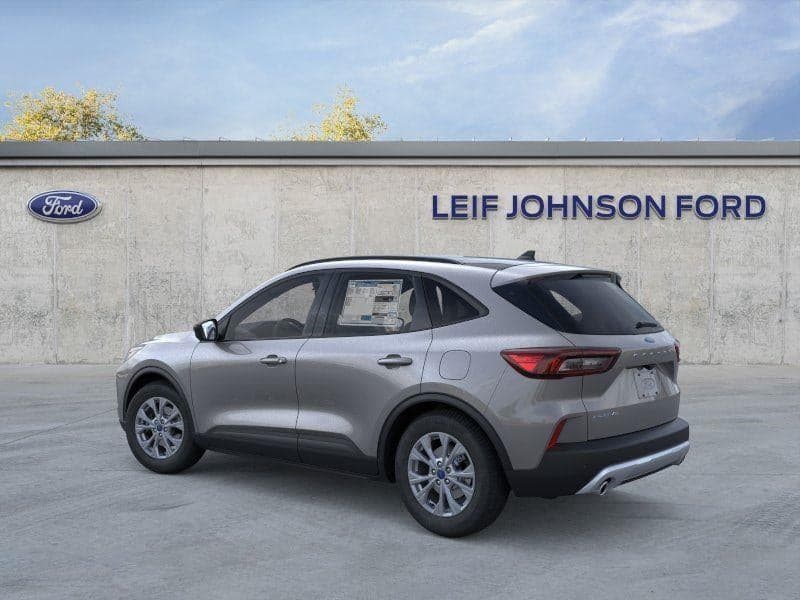 2026 Ford Escape - Image 4