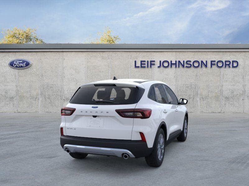 2025 Ford Escape - Image 8