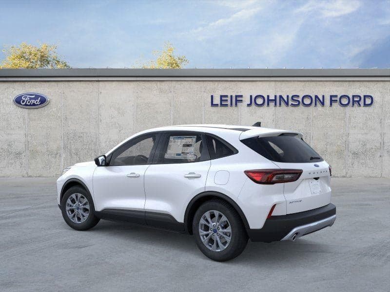 2026 Ford Escape - Image 4