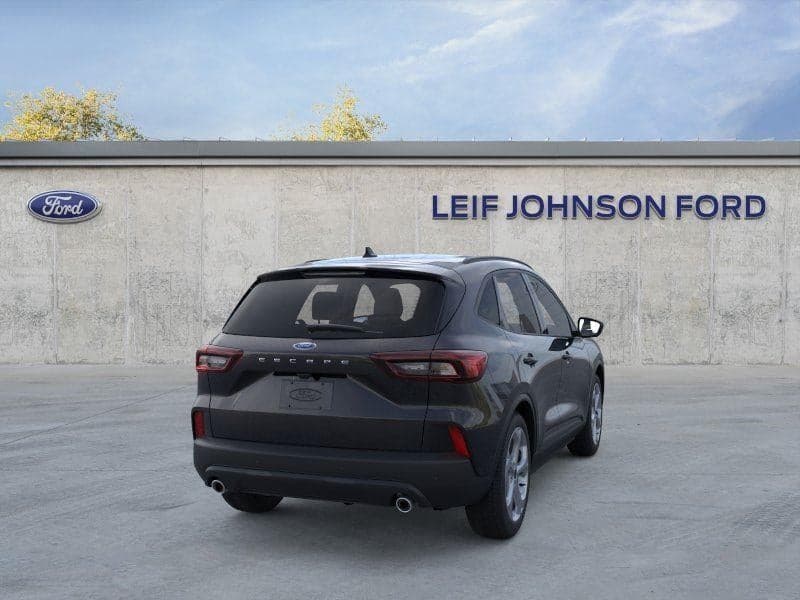 2026 Ford Escape - Image 8