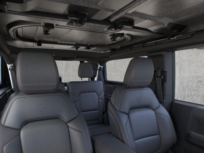 2025 Ford Bronco - Image 12