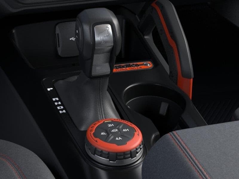 2025 Ford Bronco - Image 17