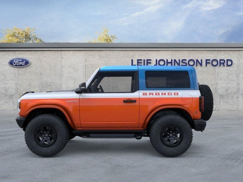 2025 Ford Bronco - Image 3