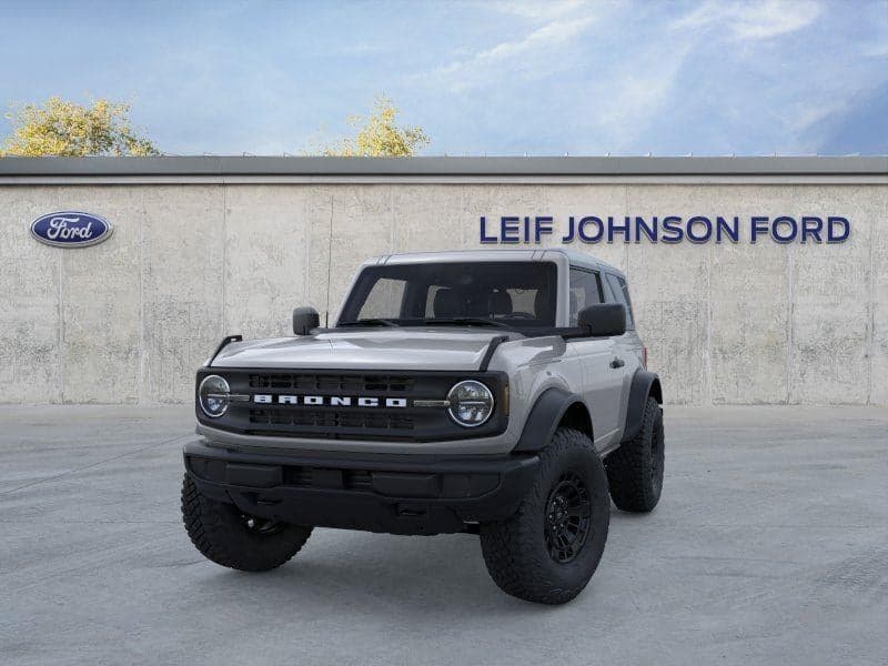 2026 Ford Bronco - Image 2