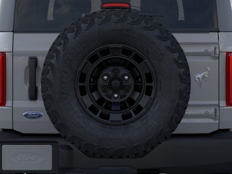 2026 Ford Bronco - Image 24