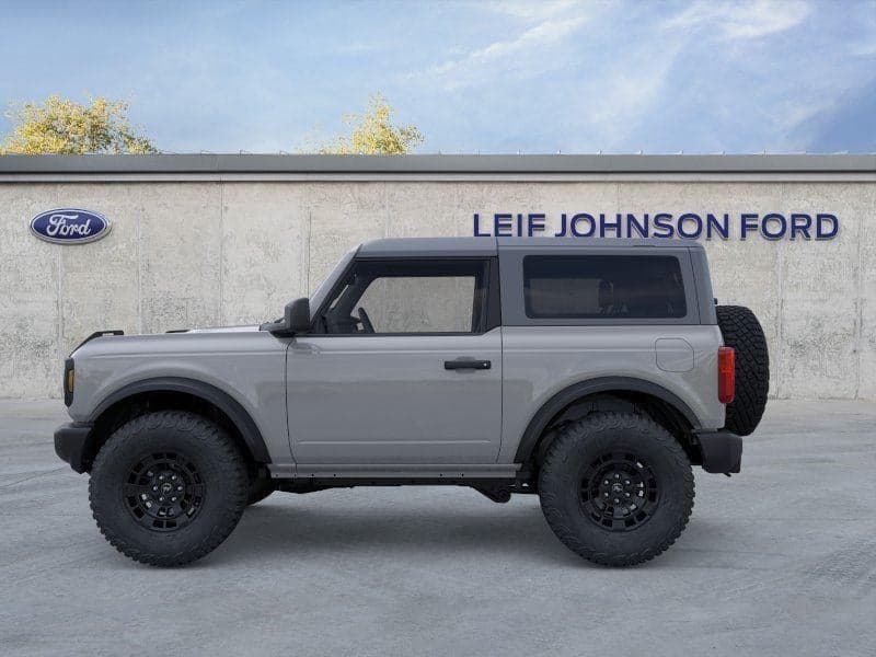 2026 Ford Bronco - Image 3