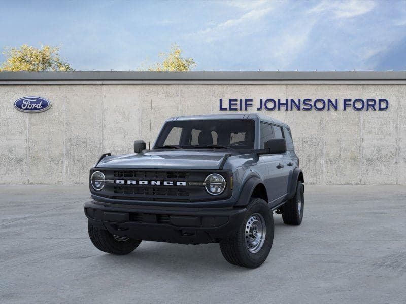 2025 Ford Bronco - Image 2