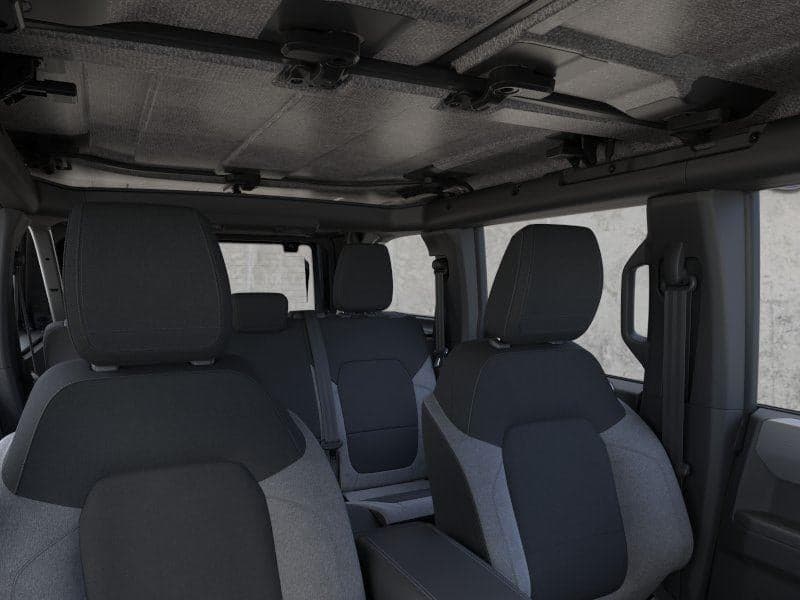 2025 Ford Bronco - Image 12