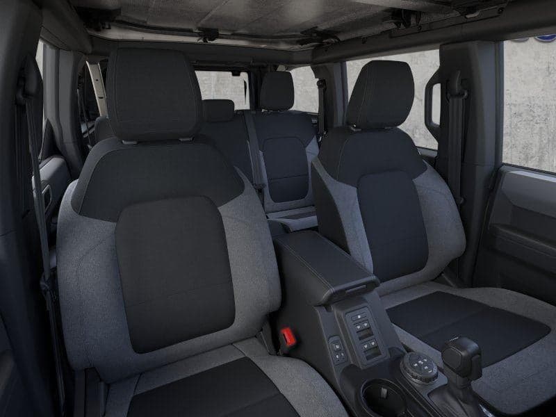 2025 Ford Bronco - Image 10