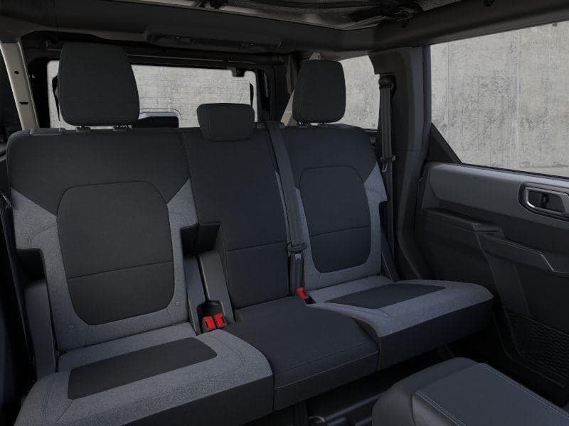 2025 Ford Bronco - Image 11