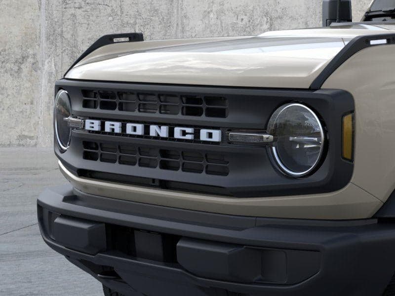 2025 Ford Bronco - Image 19