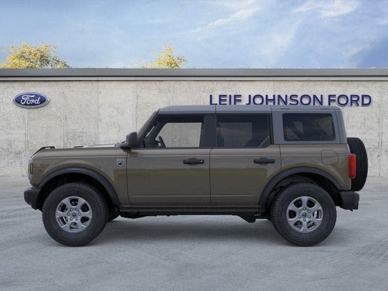2025 Ford Bronco - Image 3