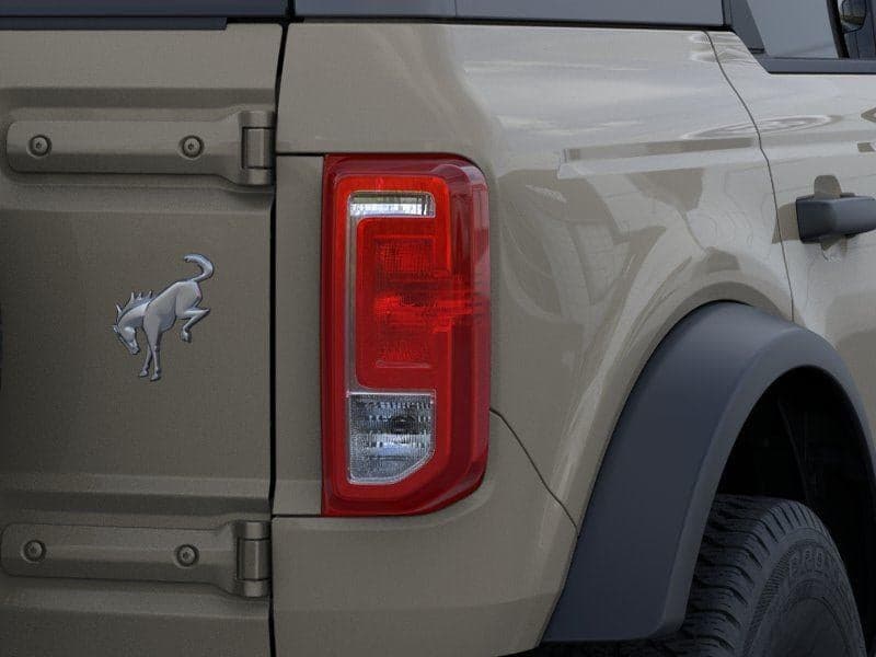 2026 Ford Bronco - Image 23
