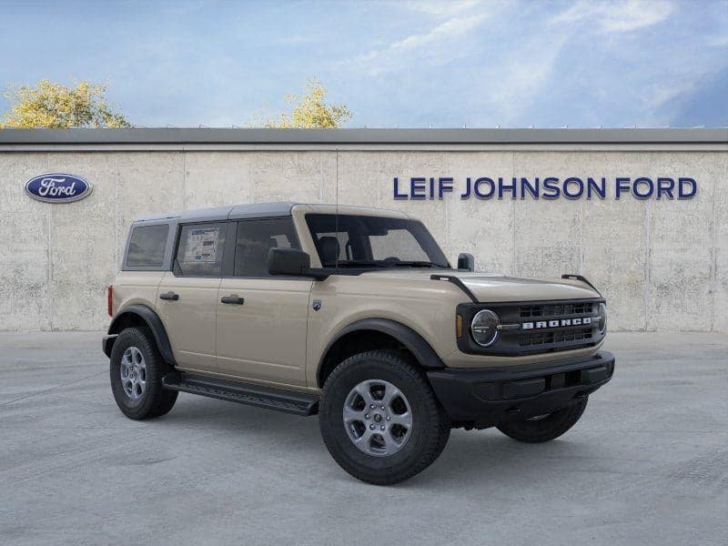 2026 Ford Bronco - Image 7