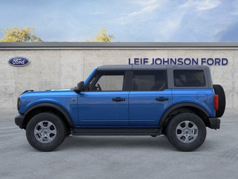 2026 Ford Bronco - Image 3