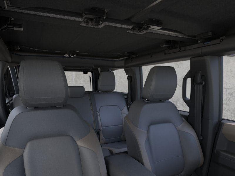 2025 Ford Bronco - Image 12
