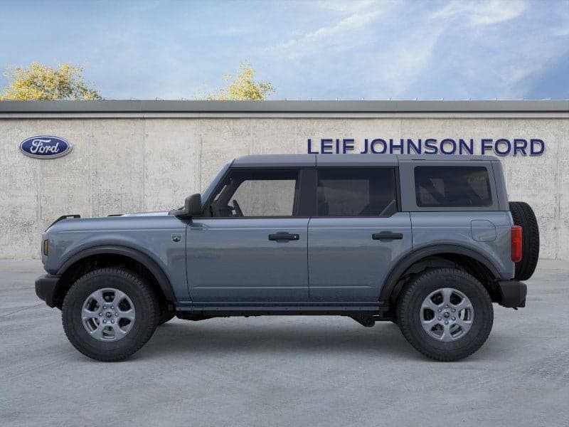 2025 Ford Bronco - Image 3