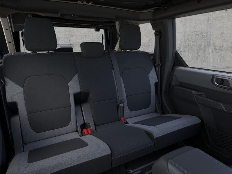 2025 Ford Bronco - Image 11