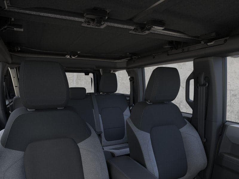 2025 Ford Bronco - Image 12