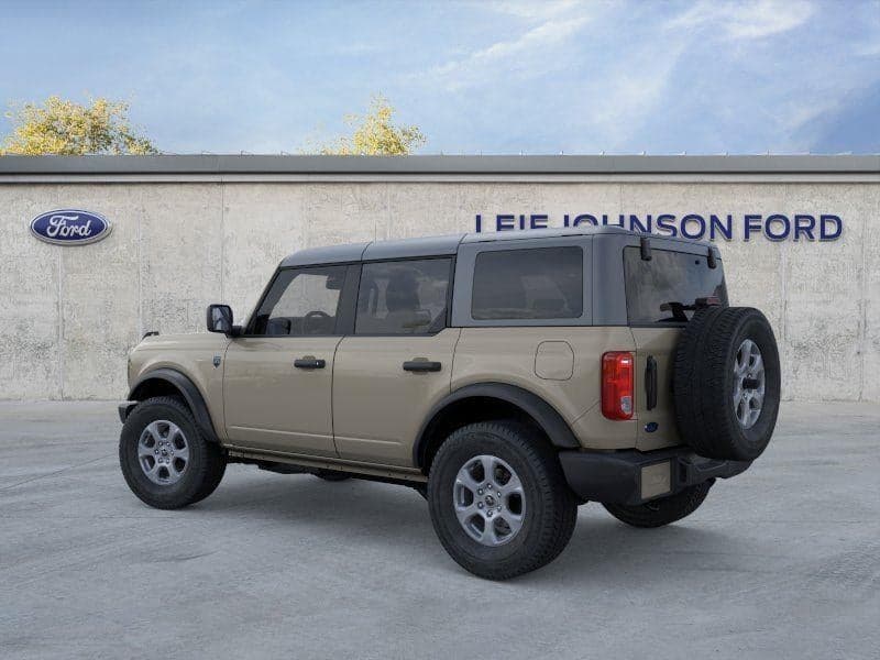 2025 Ford Bronco - Image 4