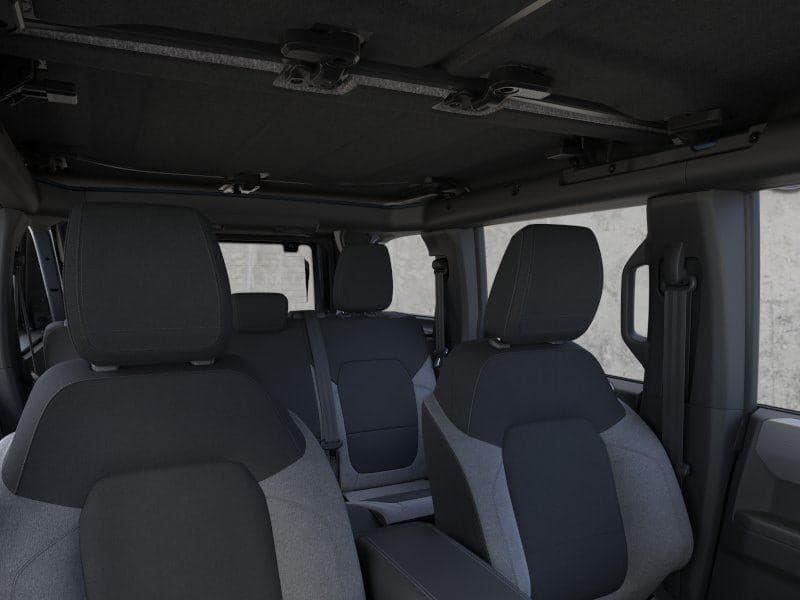 2025 Ford Bronco - Image 12