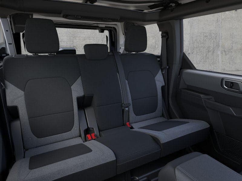 2026 Ford Bronco - Image 11