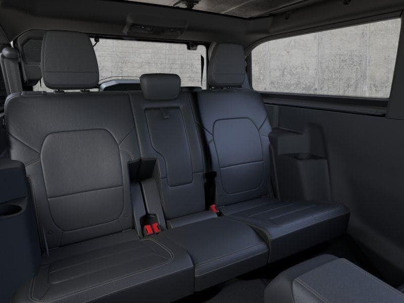 2026 Ford Bronco - Image 11