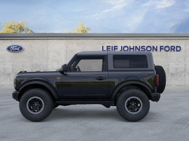2026 Ford Bronco - Image 3