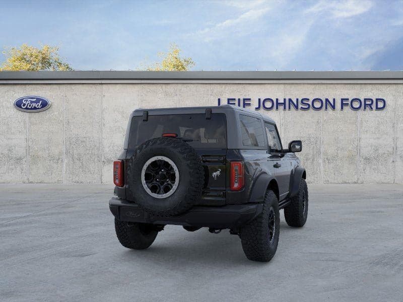 2026 Ford Bronco - Image 8