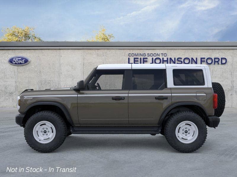 2026 Ford Bronco - Image 3