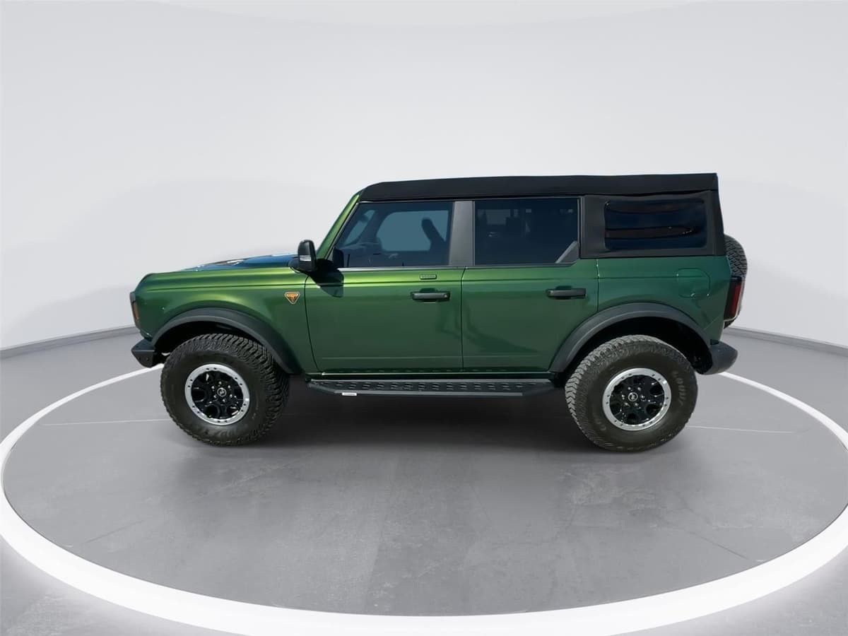 2023 Ford Bronco - Image 5